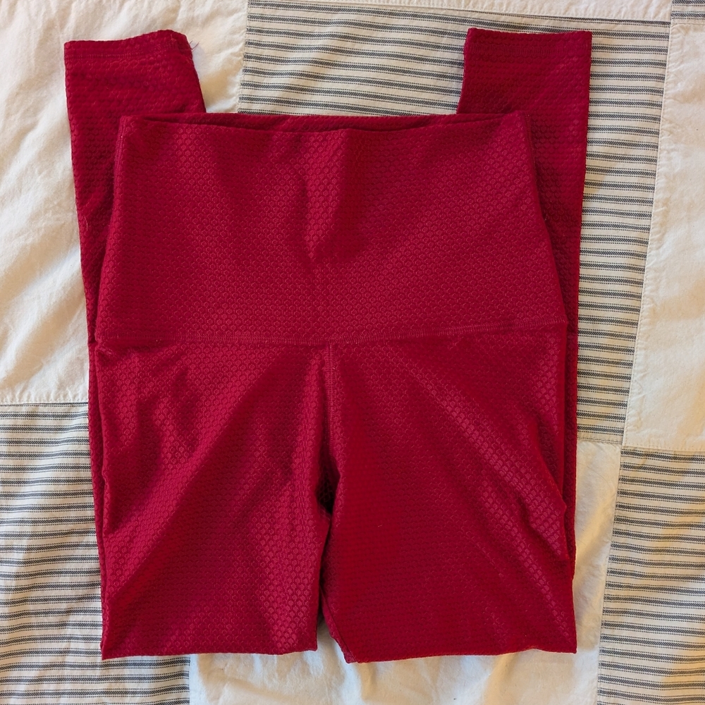 Emily Hsu Designs Red Diamond Jacquard Leggings in M